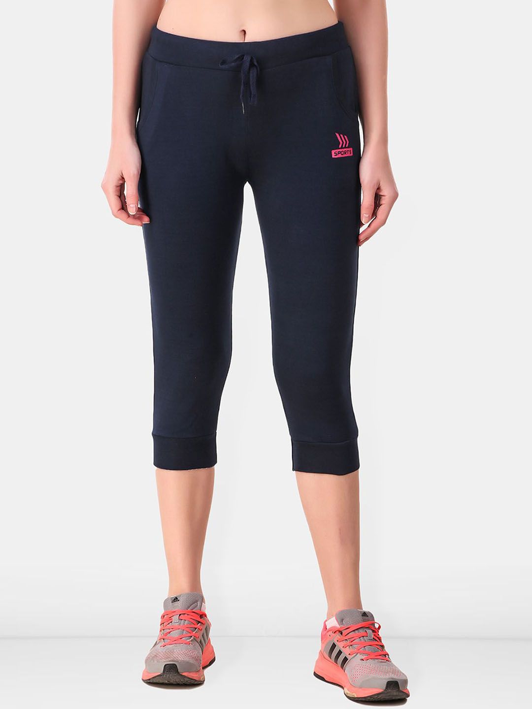 Be You Women Solid Three Fourth-Length Gym Tights