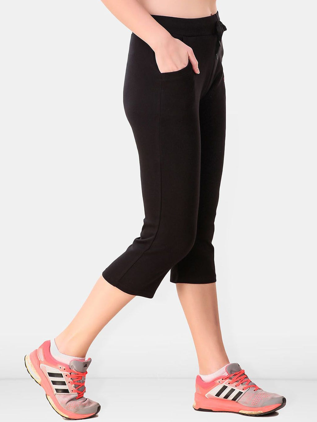 Women Solid Three Fourth-Length Gym Tights