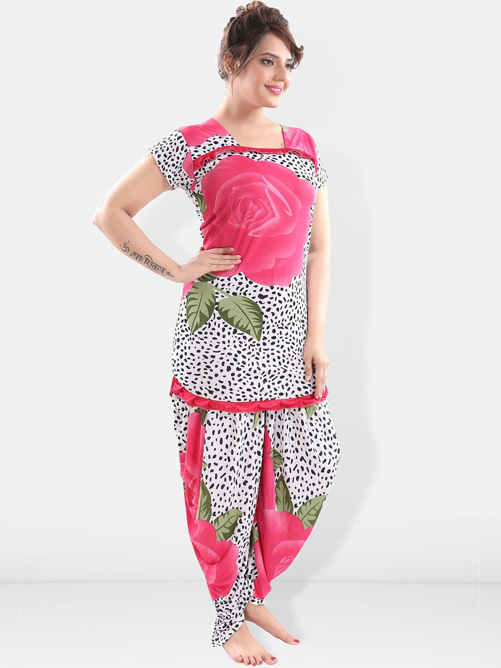 Women Pink & White Printed Night suit