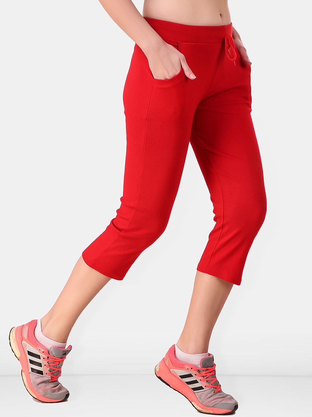Women Solid Three Fourth-Length Gym Tights