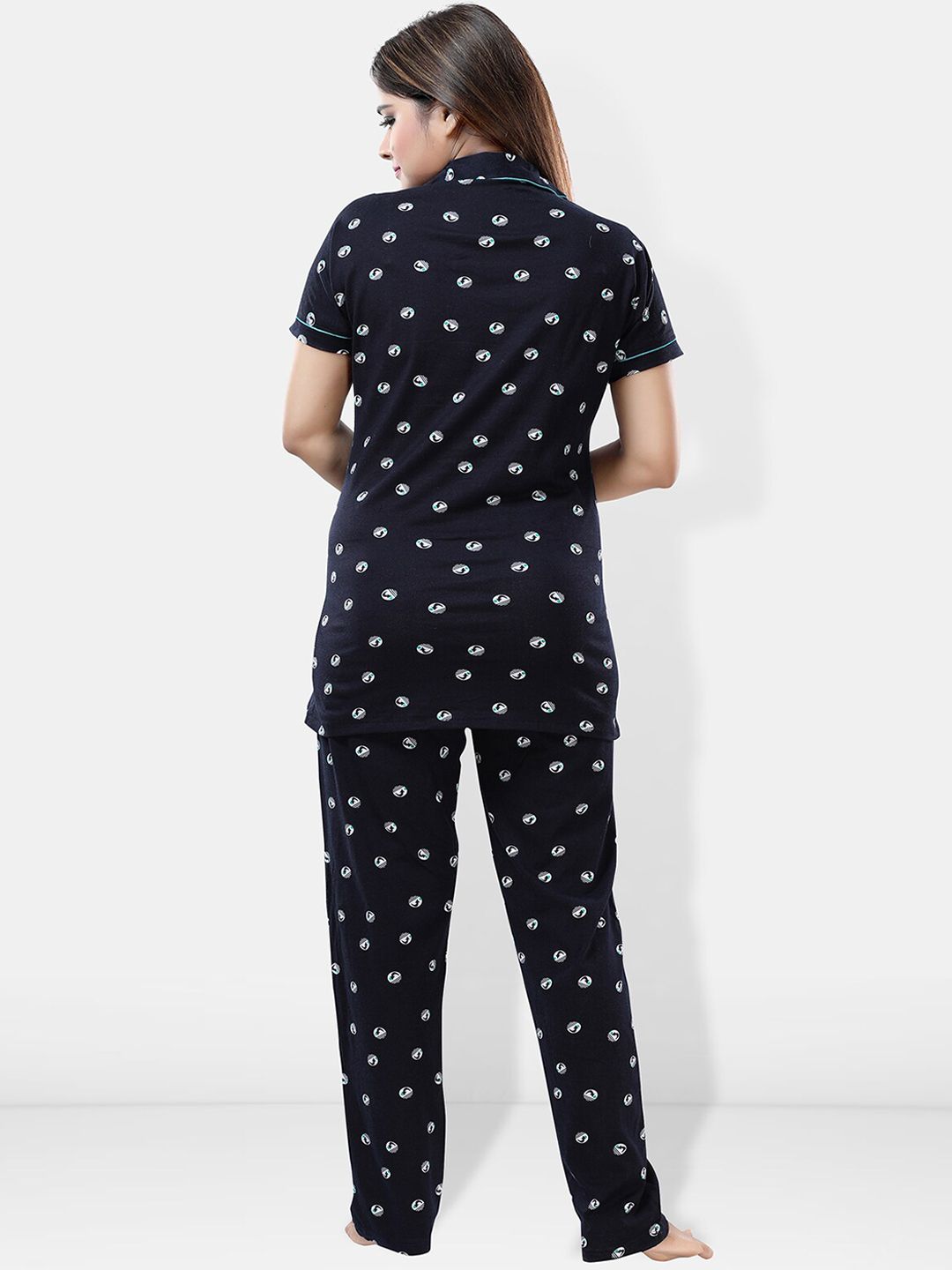 Geometric Printed Lapel Collar Night Suit