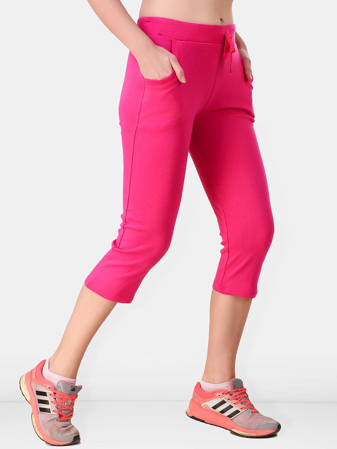 Women Three Fourth Length Gym Tights