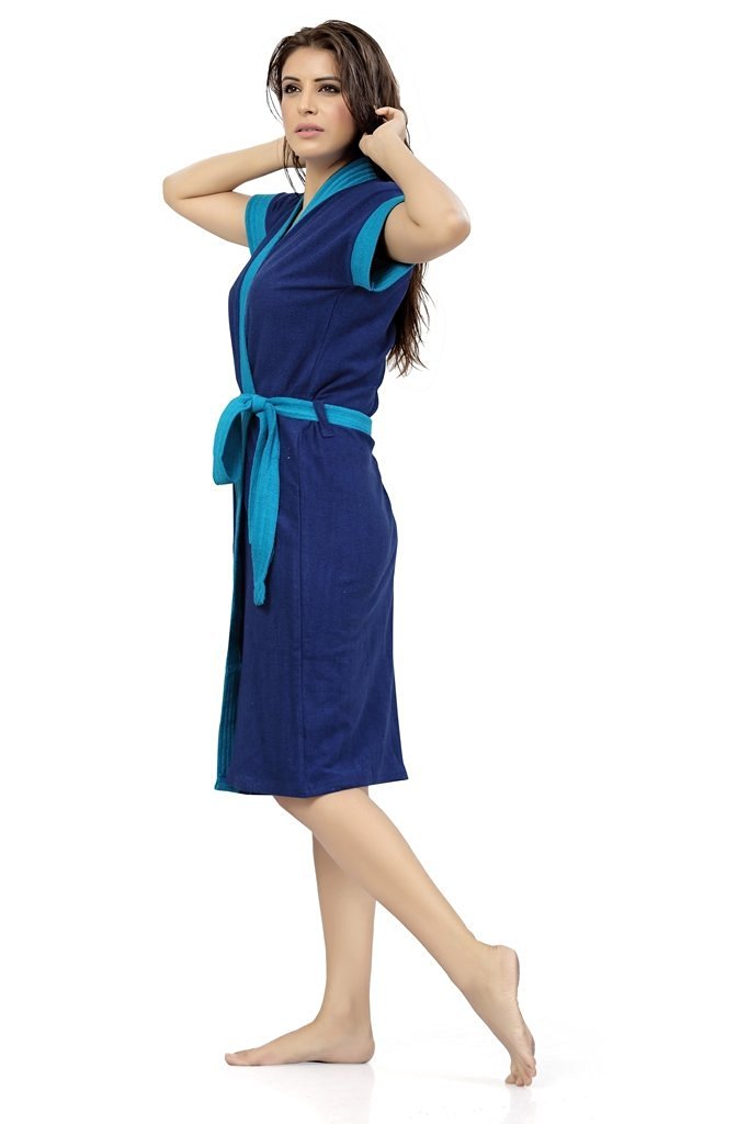 Terry Cotton Two-tone Half Sleeves Pack of 1 Bath Gown for Women