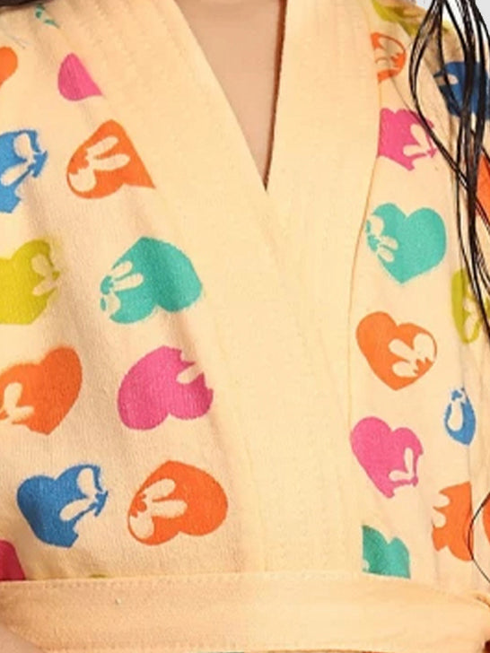 Hearts Print Terry Cotton Bathrobe for Kids Neck