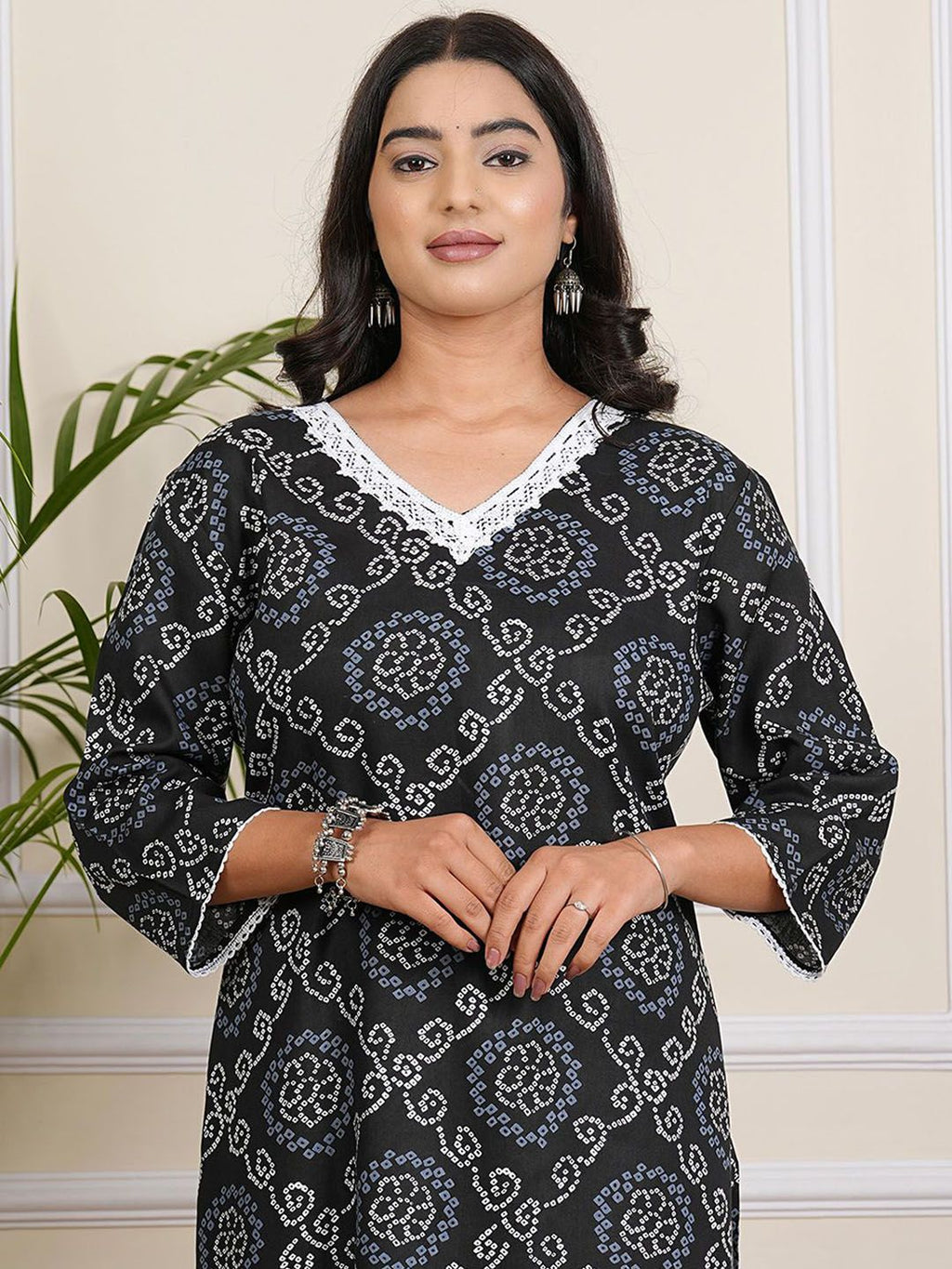 Bandhani Printed V-Neck Straight Kurta With Salwar