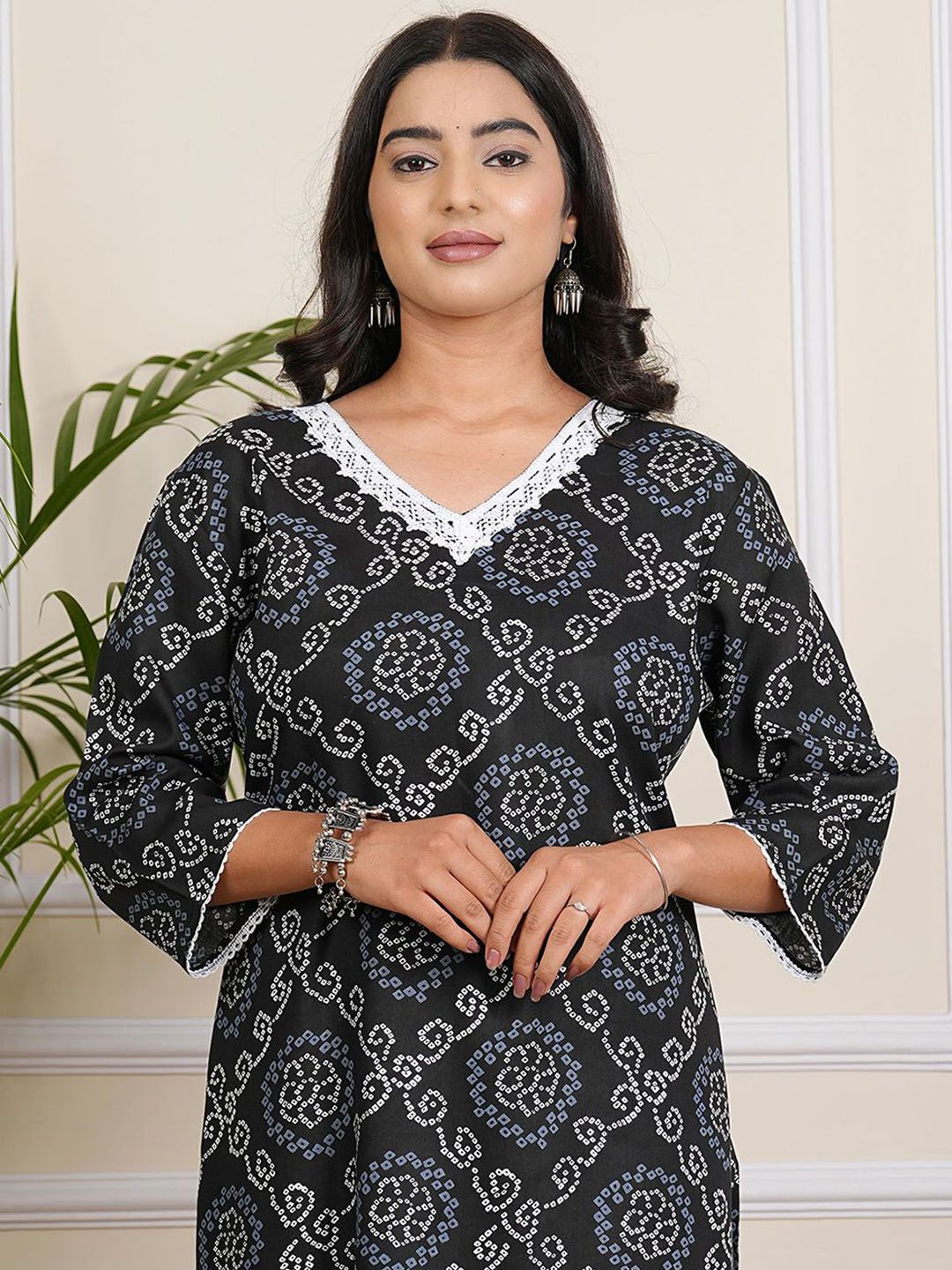Bandhani Printed V-Neck Straight Kurta With Salwar