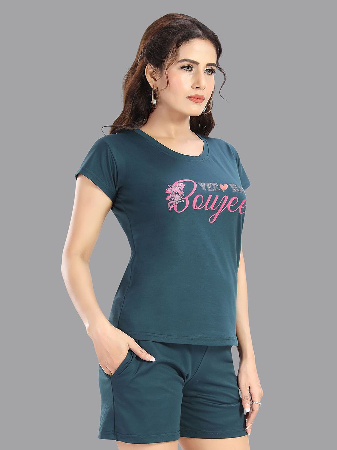 Women Typography Printed T-shirt & Shorts Night suit