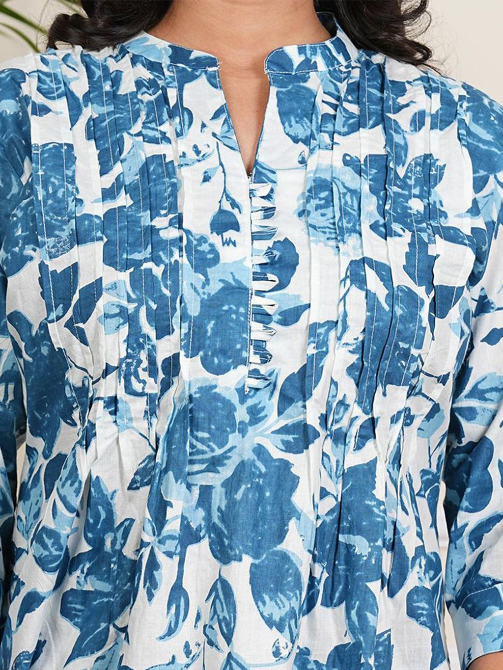 Floral Print Mandarin Collar Roll-Up Sleeves Accordion Pleats A-Line Top