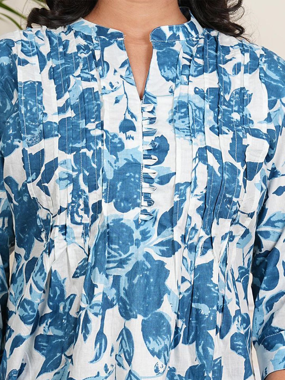 Floral Print Mandarin Collar Roll-Up Sleeves Accordion Pleats A-Line Top