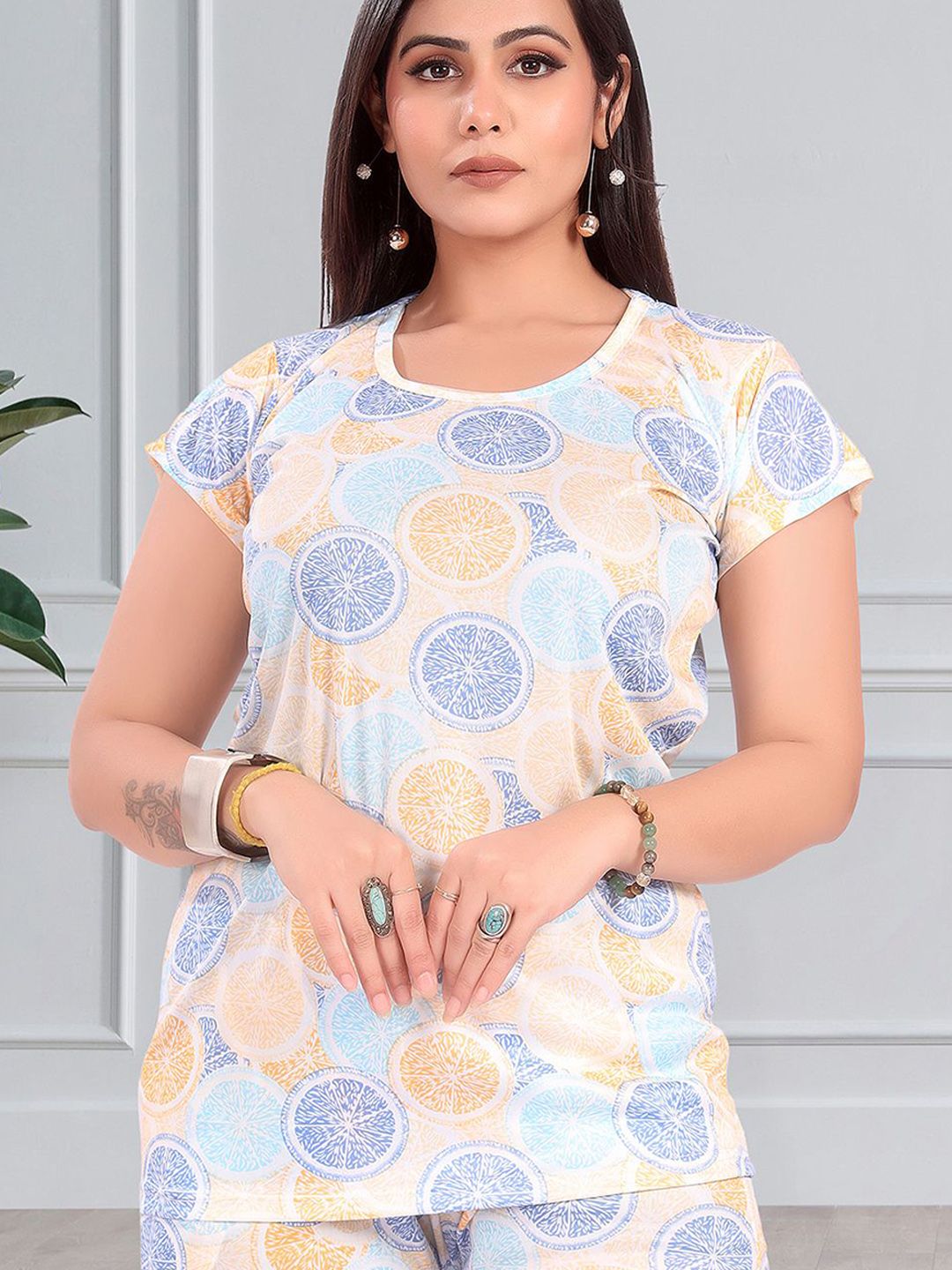 Women Abstract Printed Round Neck Night suit