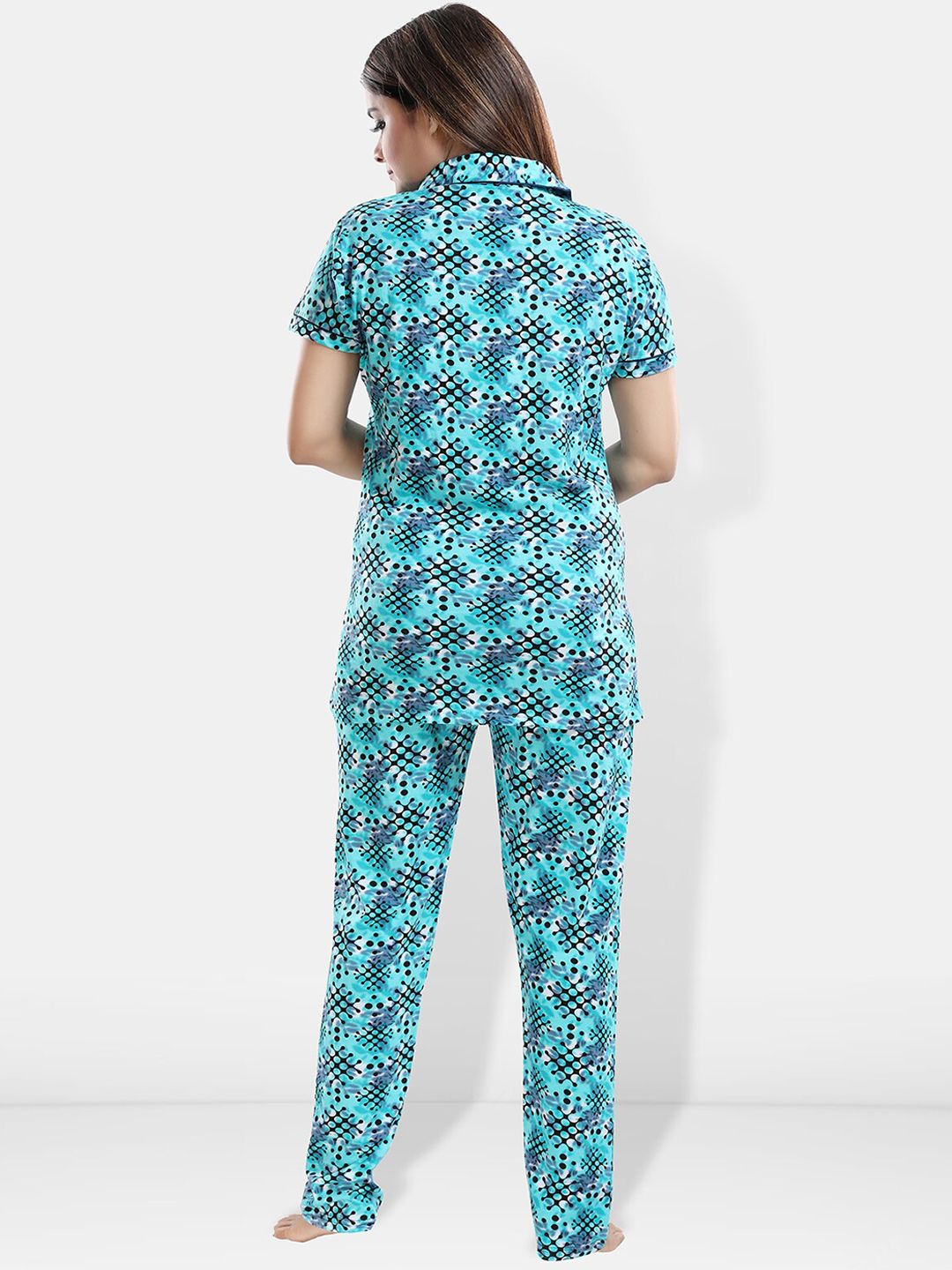 Geometric Printed Lapel Collar Night Suit