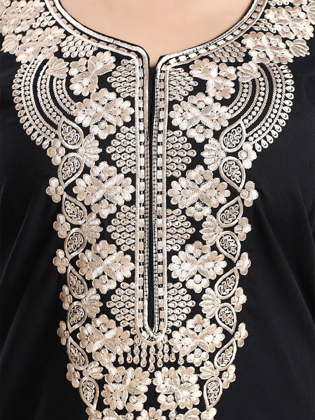Ethnic Motifs Embroidered Maxi Nightdress