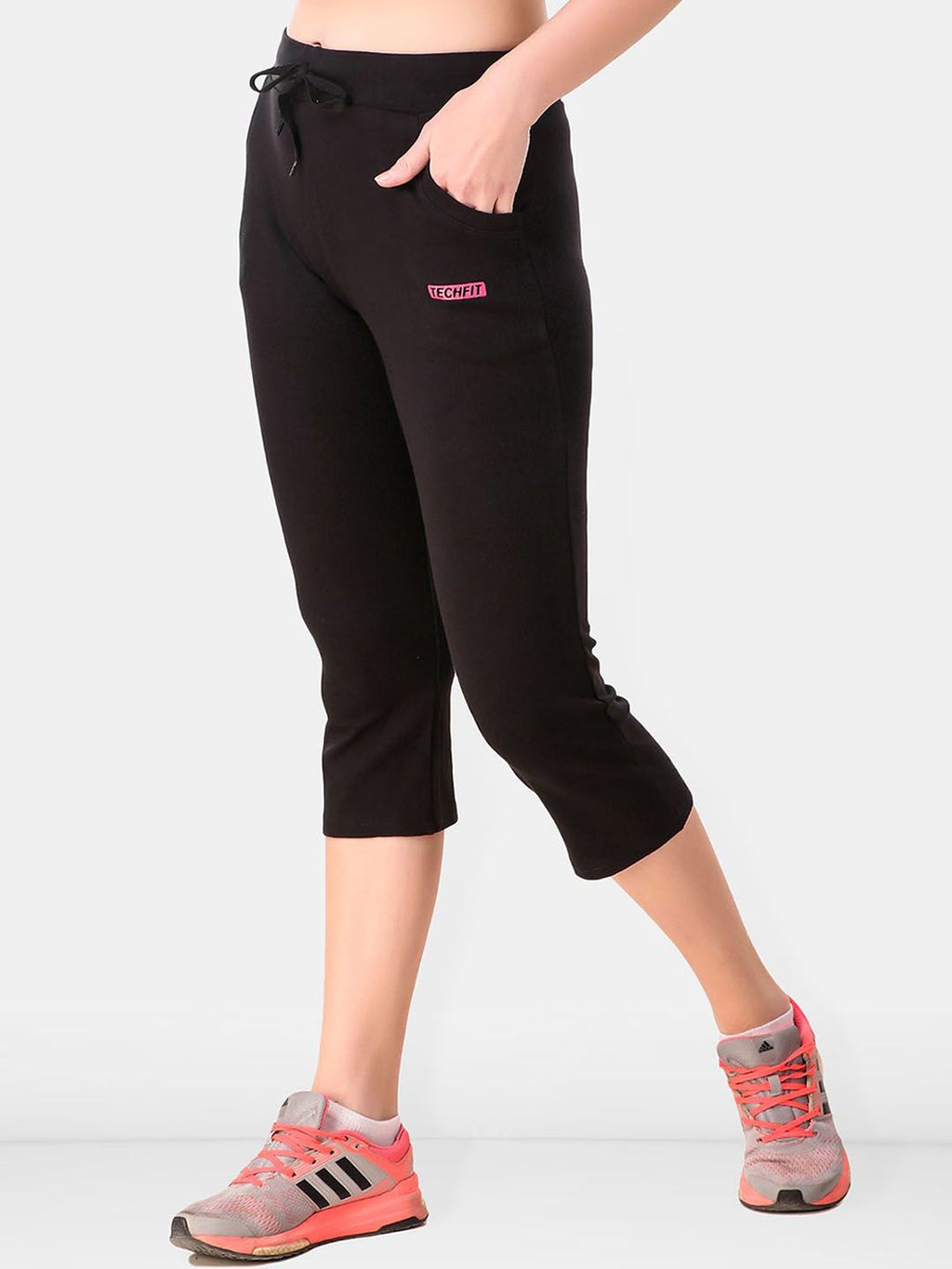 Women Solid Three Fourth-Length Gym Tights
