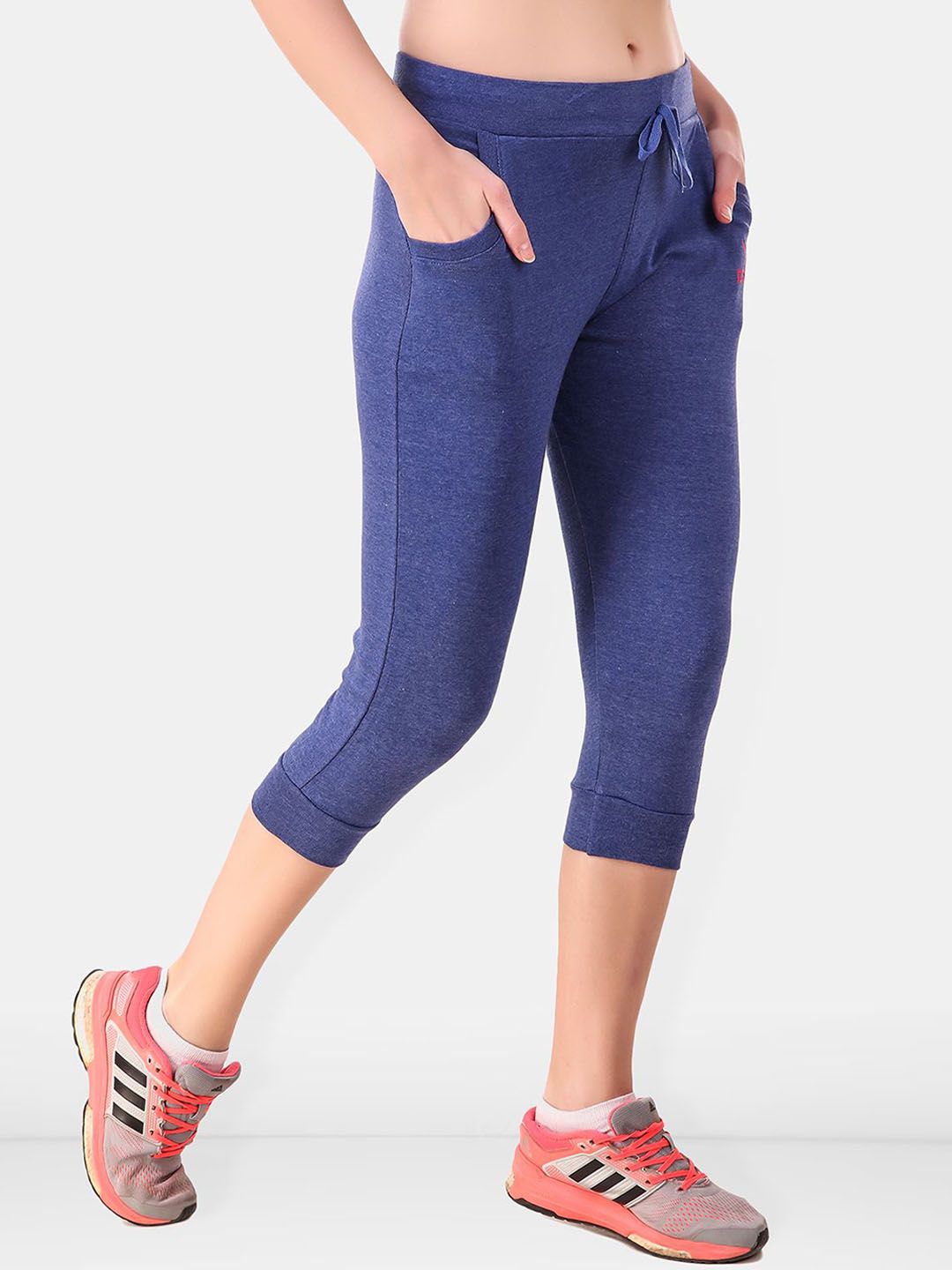 Women Solid Cotton Three-Fourth Length Tights